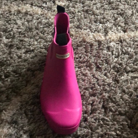 Hunter Chelsea kids rain boots lipstick pink*SOLD* - Picture 7 of 8